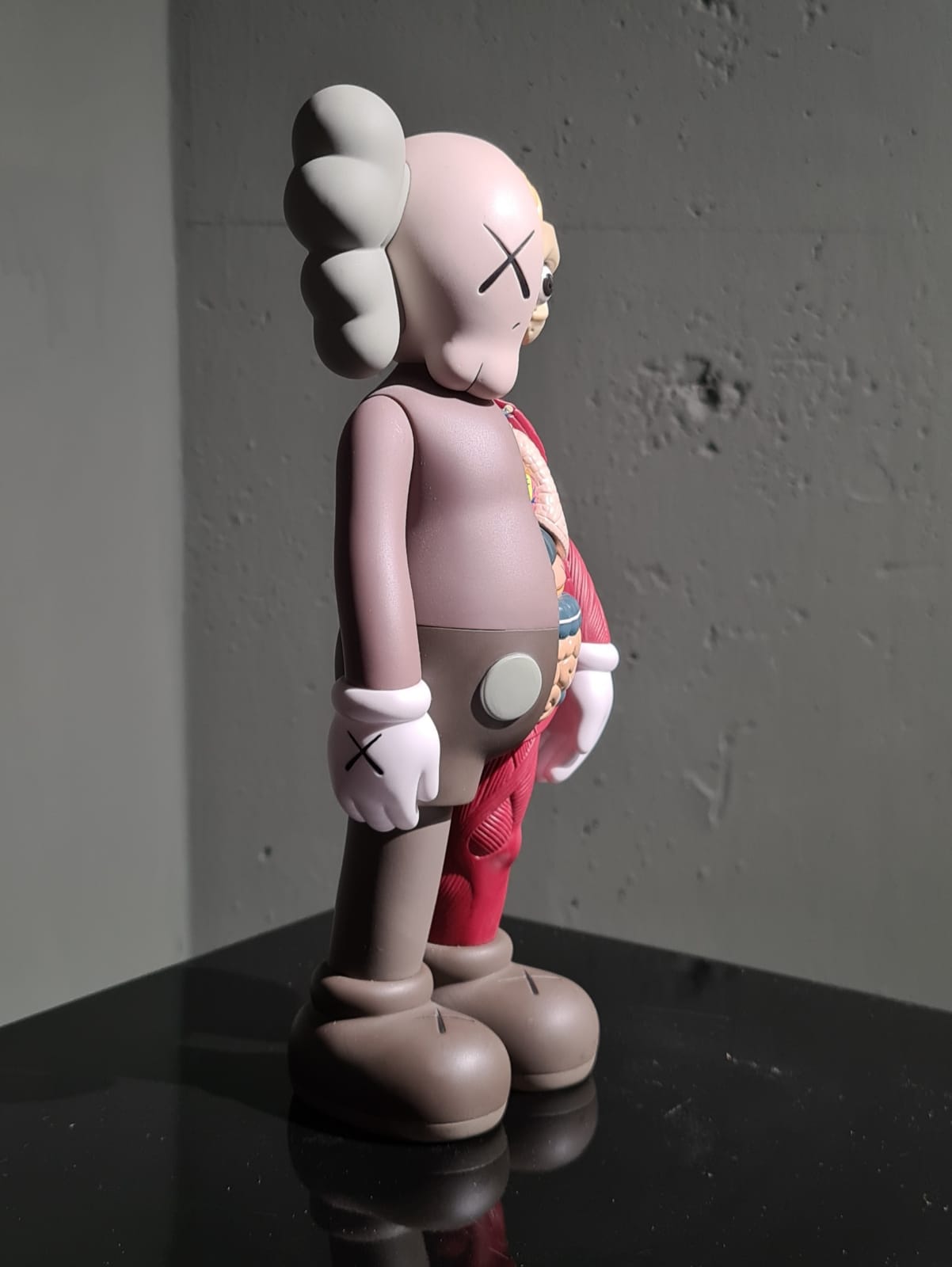 KAWS COMPANION (FLAYED) BROWN 新品 - フィギュア